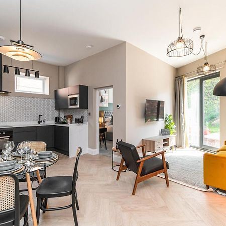 Chelmsford Lofts - High-Spec Luxury Apartments Jesmond Luaran gambar