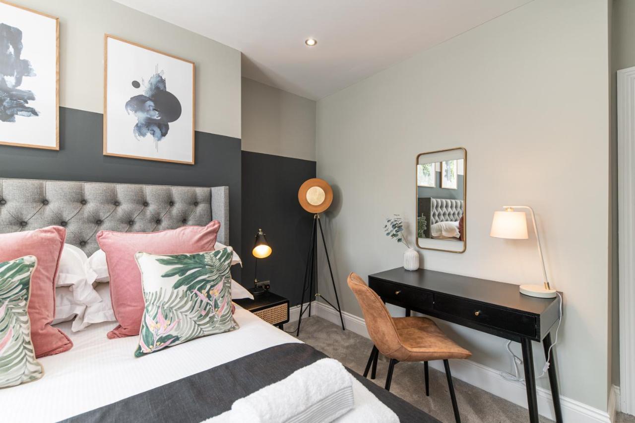 Chelmsford Lofts - High-Spec Luxury Apartments Jesmond Luaran gambar