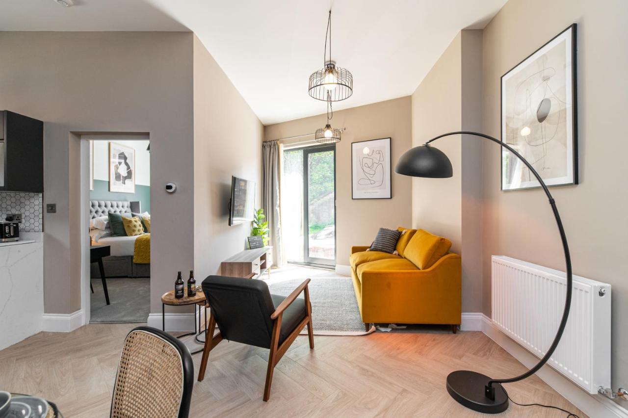 Chelmsford Lofts - High-Spec Luxury Apartments Jesmond Luaran gambar