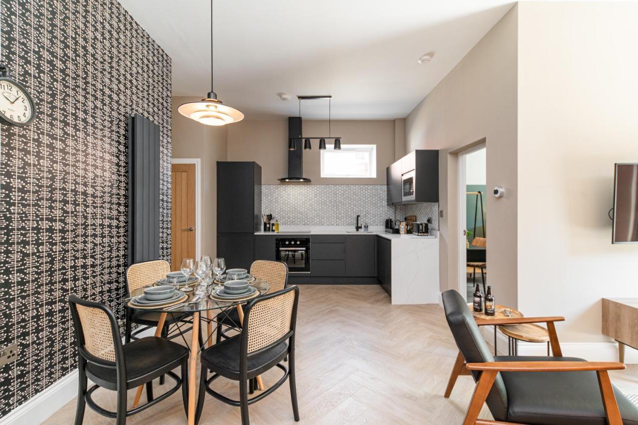 Chelmsford Lofts - High-Spec Luxury Apartments Jesmond Luaran gambar