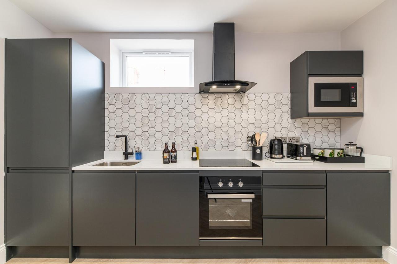 Chelmsford Lofts - High-Spec Luxury Apartments Jesmond Luaran gambar