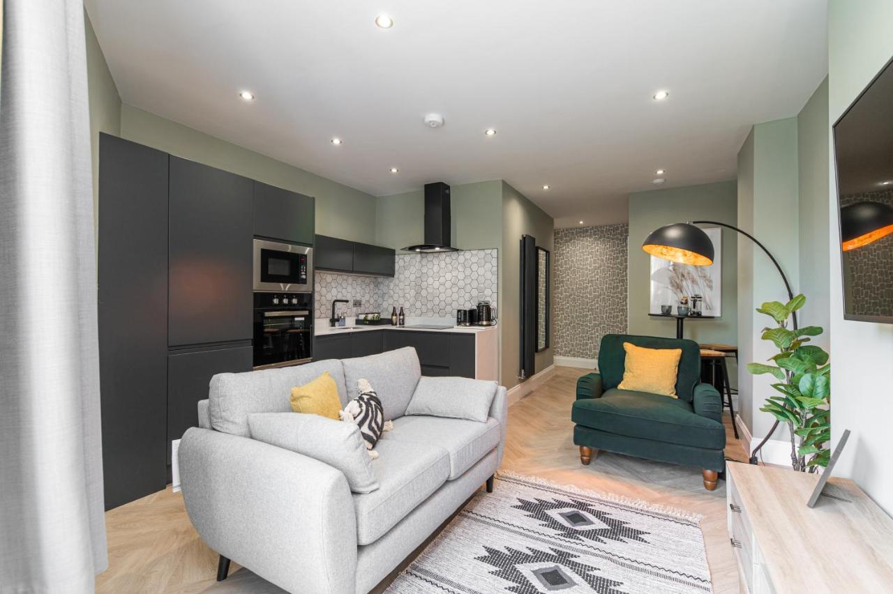 Chelmsford Lofts - High-Spec Luxury Apartments Jesmond Luaran gambar