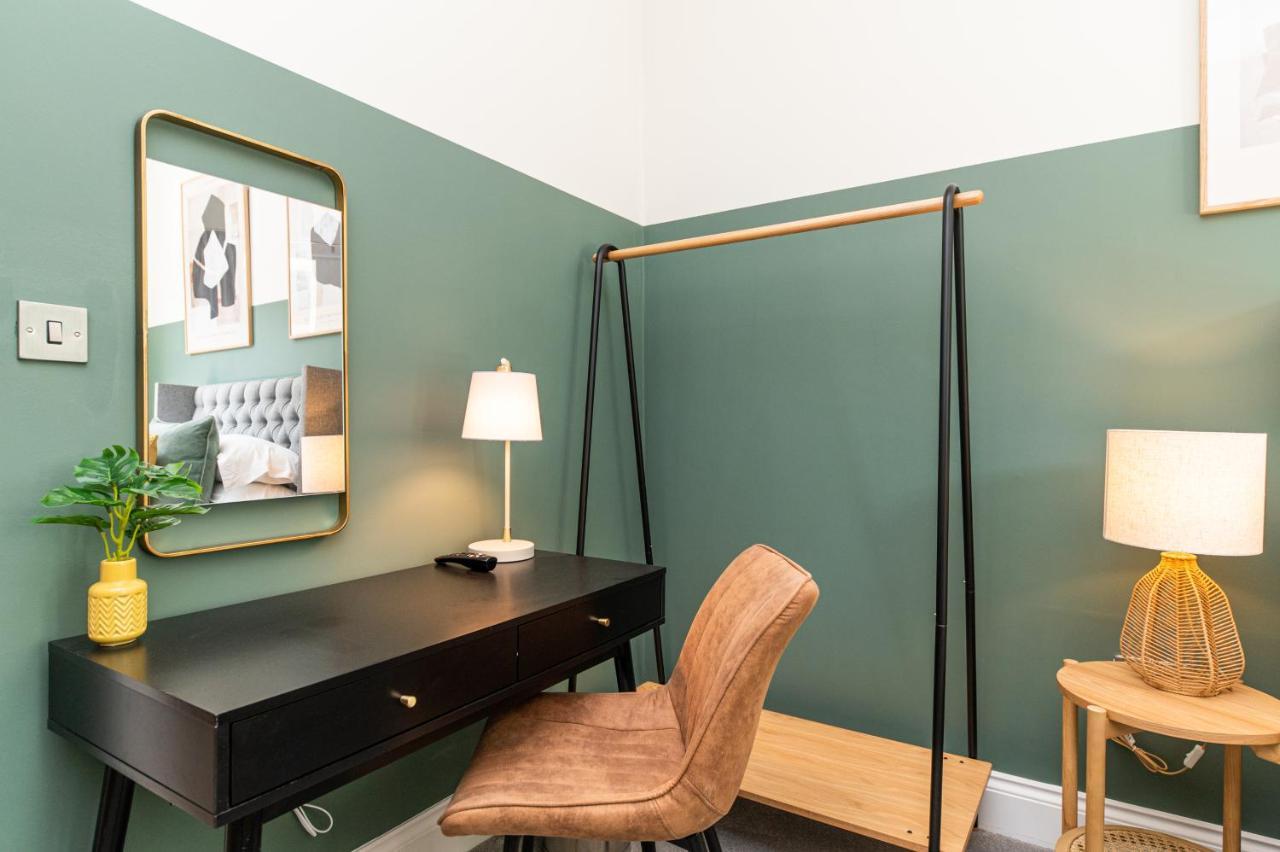 Chelmsford Lofts - High-Spec Luxury Apartments Jesmond Luaran gambar